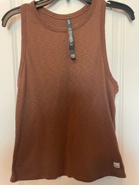 Vuori women’s tank top